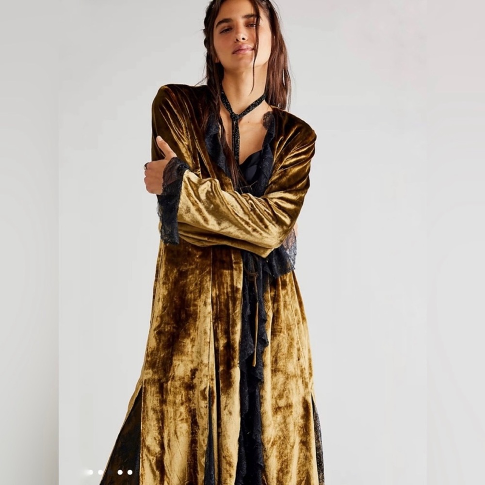 Free People Raveena gold velvet duster size S Small